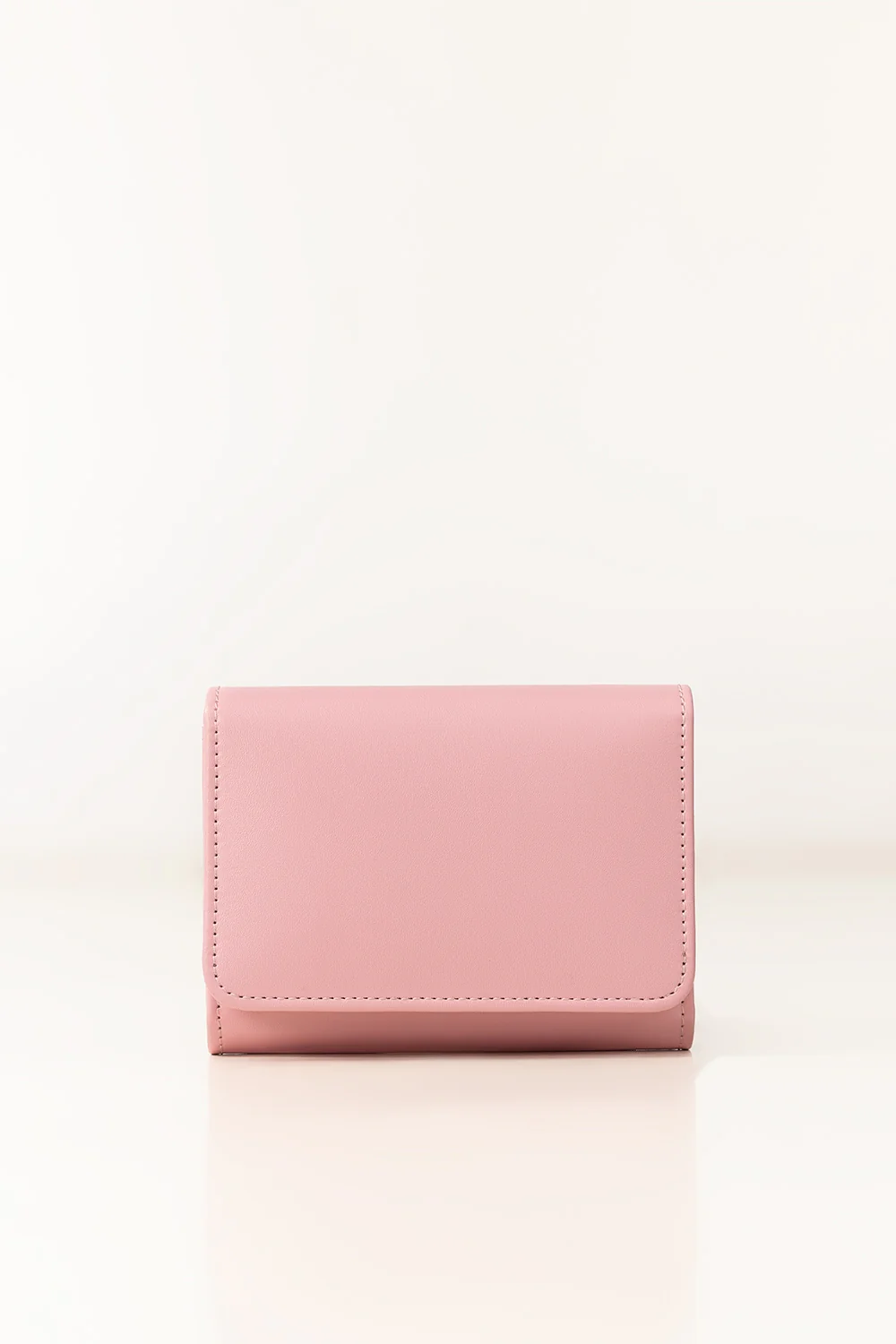 434038-pink-wallet-front-ideas111111111111111111111111111.webp Pink Wallet - Image 1
