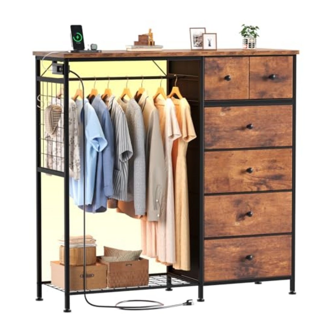 b0f341ab-d526-48f2-9bb6-1c9db48652a2.jpg Lockers, Equipped With Hanging Racks And Charging Stations With LED Lights, Fabric Lockers With Shelves And Wooden Roof Panels - Image 1
