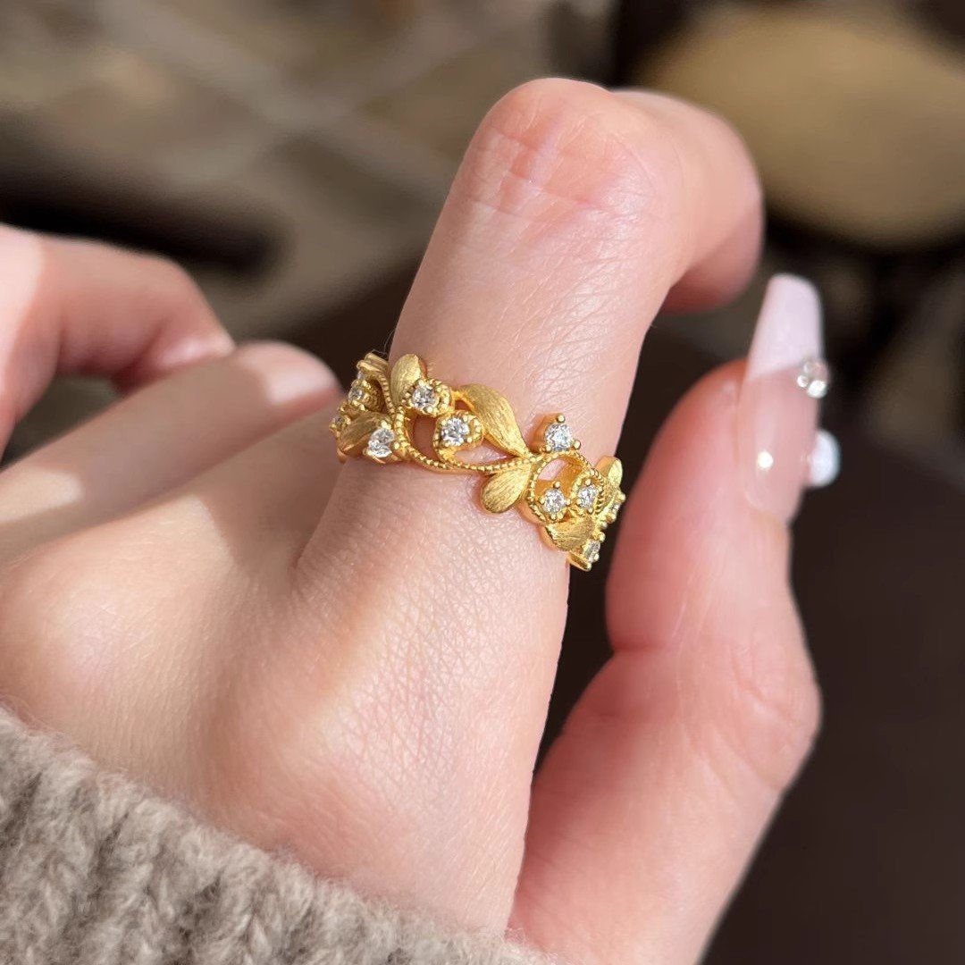 49404d17-5188-4a9b-95ea-2f10ef4499c3.jpg Golden Branch & Leaf Ring For Women, Niche Fashion Light Luxury High-End Adjustable Open Ring - Image 1